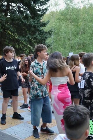 deti v letnom tábore Fantázia – 4. fantastický turnus 2026, 3. deň, Let's dance – fotka 7 z 76