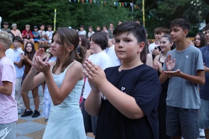 deti v letnom tábore Fantázia – 4. fantastický turnus 2026, 3. deň, Let's dance – fotka 13 z 76
