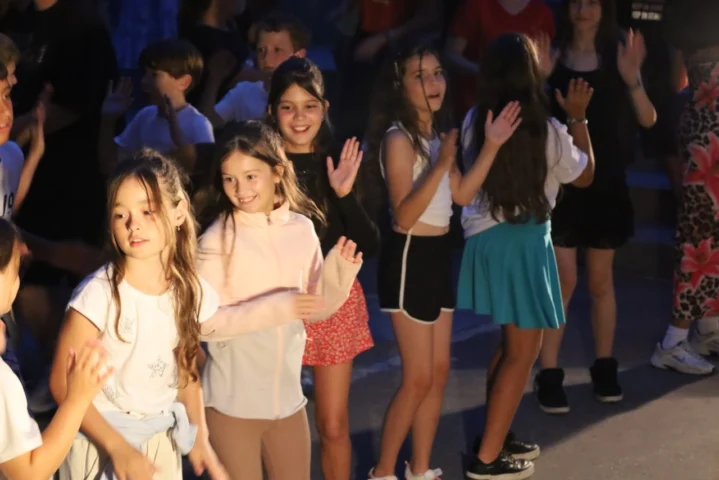 deti v letnom tábore Fantázia – 4. fantastický turnus 2026, 3. deň, Let's dance – fotka 68 z 76