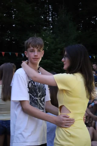deti v letnom tábore Fantázia – 4. fantastický turnus 2026, 3. deň, Let's dance – fotka 61 z 76