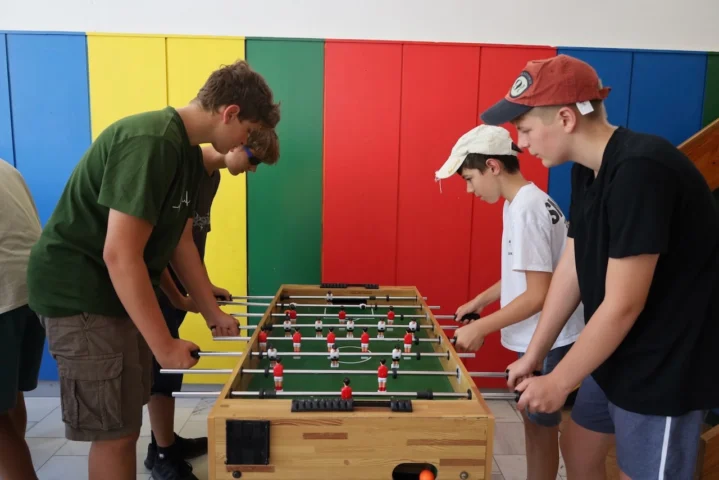 deti v letnom tábore Fantázia – 4. fantastický turnus 2026, 3. deň, Športové hry – fotka 11 z 36