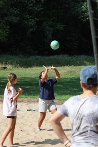 deti v letnom tábore Fantázia – 4. fantastický turnus 2026, 3. deň, Športové hry – fotka 30 z 36