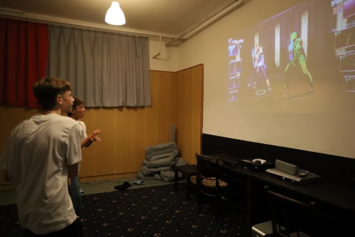 deti v letnom tábore Fantázia – 4. fantastický turnus 2026, 3. deň, Fantastické kluby ráno – fotka 37 z 57