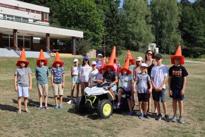deti v letnom tábore Fantázia – 4. fantastický turnus 2026, 3. deň, Fantastické kluby ráno – fotka 10 z 57