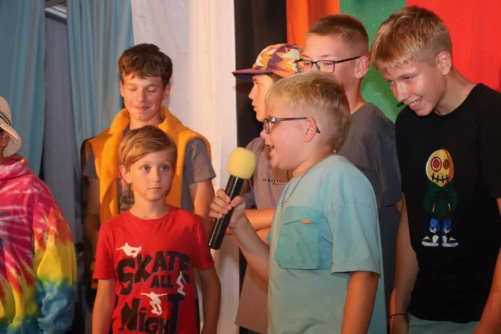 deti v letnom tábore Fantázia – 4. fantastický turnus 2026, 9. deň, Rozlúčka – fotka 37 z 97