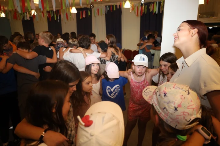 deti v letnom tábore Fantázia – 4. fantastický turnus 2026, 9. deň, Rozlúčka – fotka 69 z 97