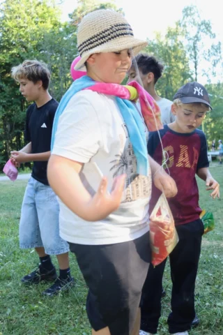 deti v letnom tábore Fantázia – 4. fantastický turnus 2026, 9. deň, Jarmok – fotka 75 z 82