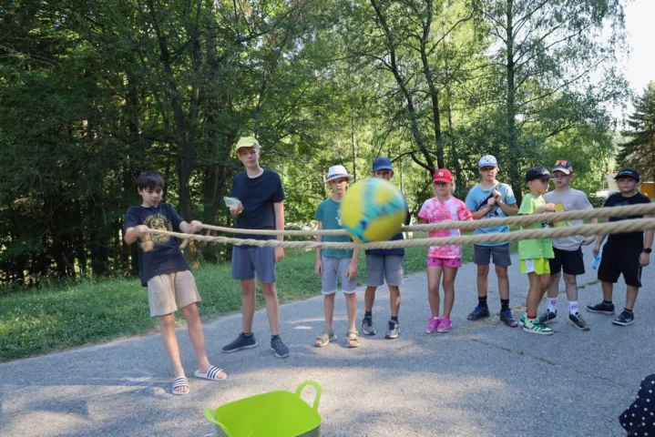 deti v letnom tábore Fantázia – 4. fantastický turnus 2026, 9. deň, Jarmok – fotka 5 z 82
