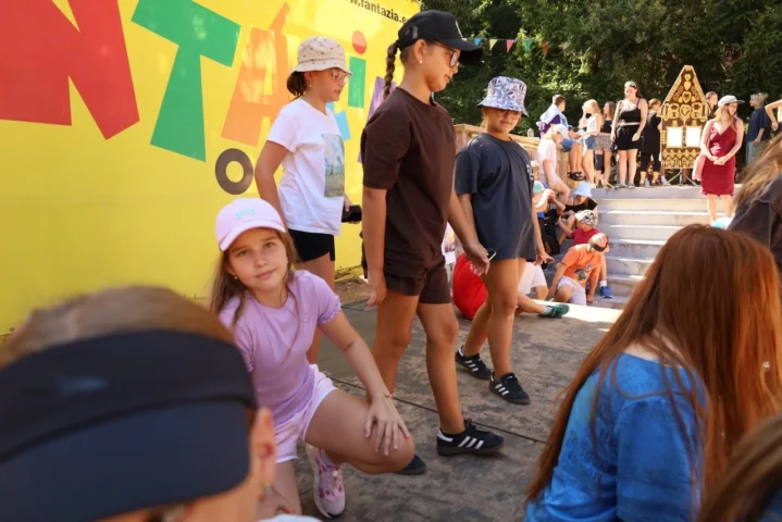 deti v letnom tábore Fantázia – 5. fantastický turnus 2026, 4. deň, Traf to! – fotka 2 z 113