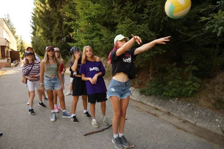 deti v letnom tábore Fantázia – 5. fantastický turnus 2026, 4. deň, Traf to! – fotka 46 z 113