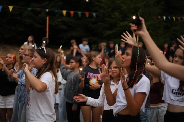 deti v letnom tábore Fantázia – 5. fantastický turnus 2026, 4. deň, Fantázia má talent – fotka 43 z 89