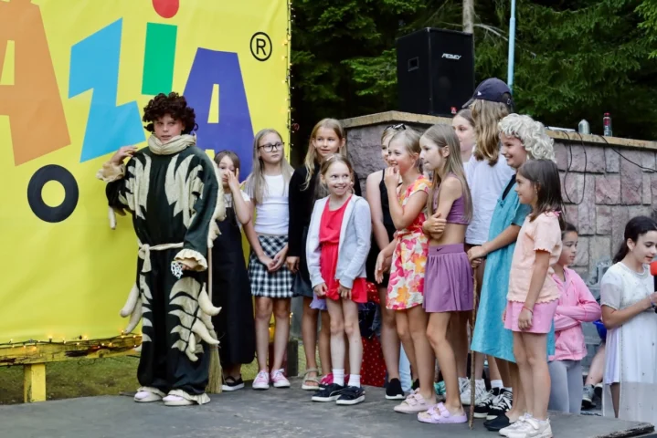 deti v letnom tábore Fantázia – 1. fantastický turnus 2026, 2. deň, Klobúkovácia – fotka 42 z 90