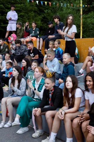 deti v letnom tábore Fantázia – 1. fantastický turnus 2026, 2. deň, Klobúkovácia – fotka 58 z 90