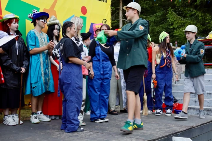 deti v letnom tábore Fantázia – 1. fantastický turnus 2026, 2. deň, Klobúkovácia – fotka 24 z 90