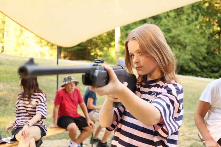 deti v letnom tábore Fantázia – 5. fantastický turnus 2026, 4. deň, Fantastické kluby popoludni – fotka 61 z 75