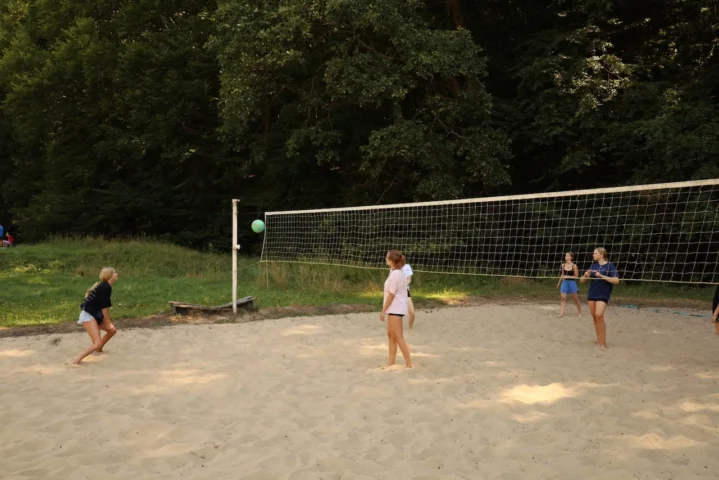deti v letnom tábore Fantázia – 5. fantastický turnus 2026, 4. deň, Fantastické kluby dopoludnia – fotka 35 z 102
