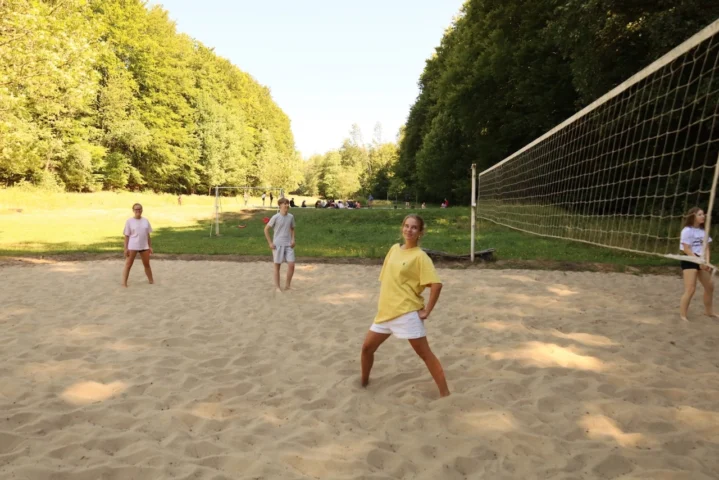 deti v letnom tábore Fantázia – 5. fantastický turnus 2026, 4. deň, Fantastické kluby dopoludnia – fotka 40 z 102