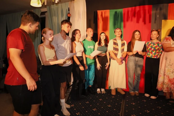 deti v letnom tábore Fantázia – 5. fantastický turnus 2026, 6. deň, Gala – fotka 76 z 78