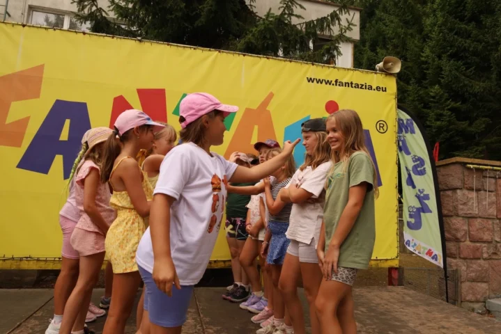 deti v letnom tábore Fantázia – 5. fantastický turnus 2026, 6. deň, Podnikanie – fotka 26 z 127