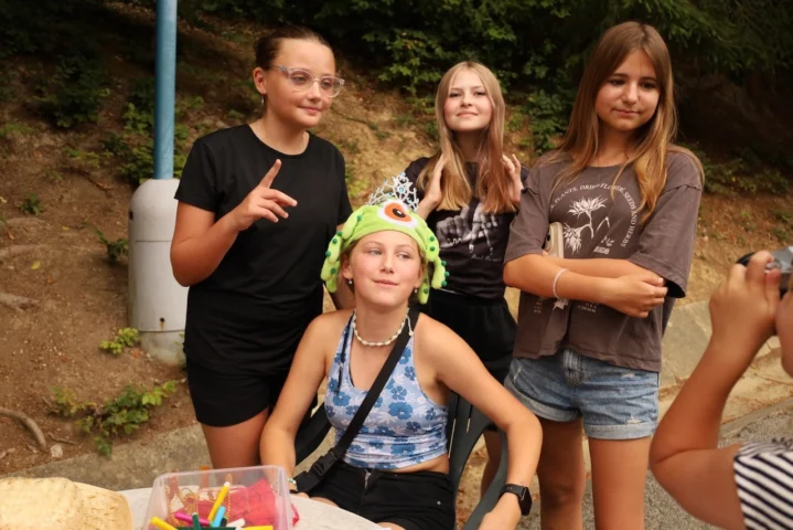 deti v letnom tábore Fantázia – 5. fantastický turnus 2026, 6. deň, Podnikanie – fotka 45 z 127