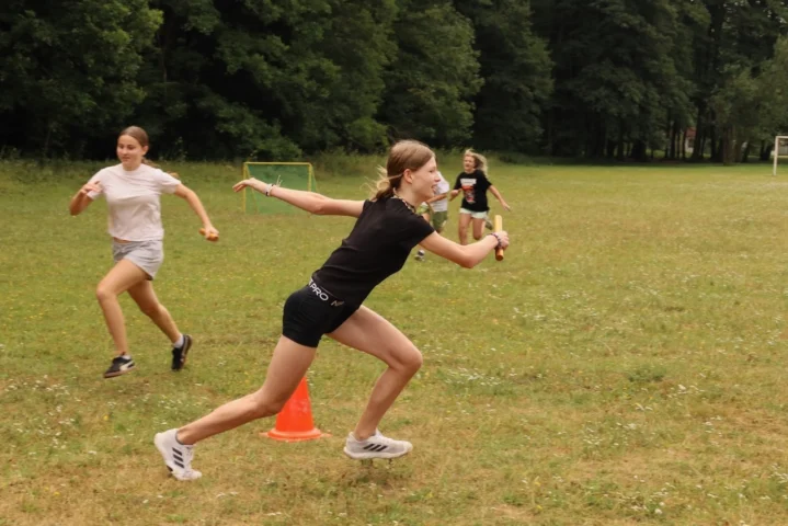 deti v letnom tábore Fantázia – 5. fantastický turnus 2026, 6. deň, Olympiáda – fotka 104 z 148