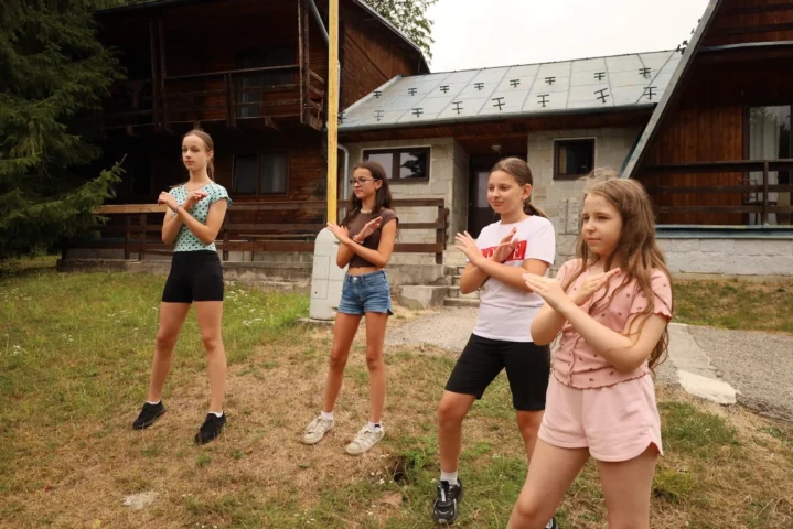 deti v letnom tábore Fantázia – 5. fantastický turnus 2026, 7. deň, Príprava na festival – fotka 33 z 58