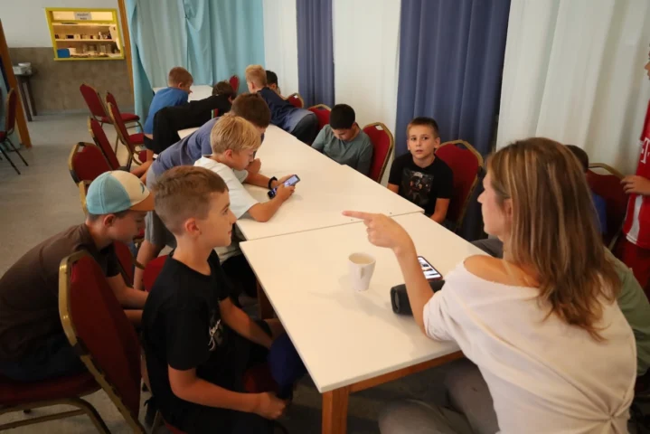deti v letnom tábore Fantázia – 5. fantastický turnus 2026, 7. deň, Príprava na festival – fotka 2 z 58