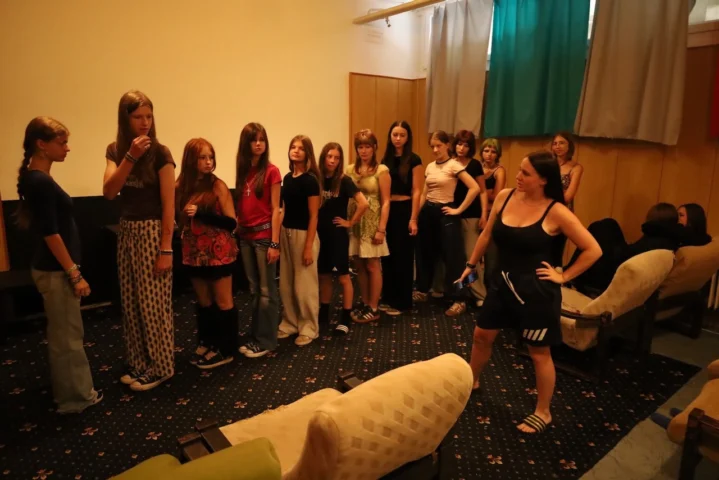 deti v letnom tábore Fantázia – 5. fantastický turnus 2026, 7. deň, Príprava na festival – fotka 13 z 58