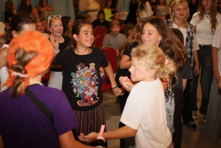 deti v letnom tábore Fantázia – 5. fantastický turnus 2026, 7. deň, Hudobný festival – fotka 2 z 140