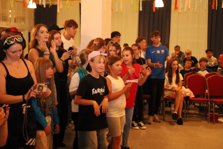 deti v letnom tábore Fantázia – 5. fantastický turnus 2026, 7. deň, Hudobný festival – fotka 62 z 140