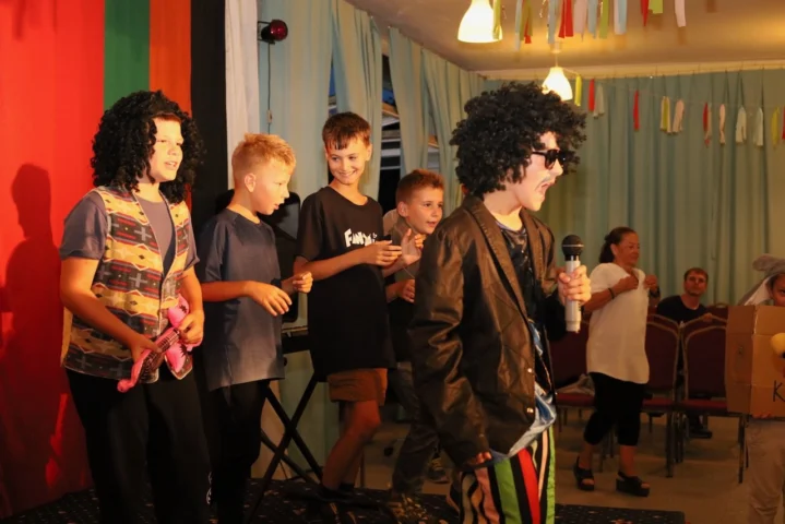 deti v letnom tábore Fantázia – 5. fantastický turnus 2026, 7. deň, Hudobný festival – fotka 57 z 140