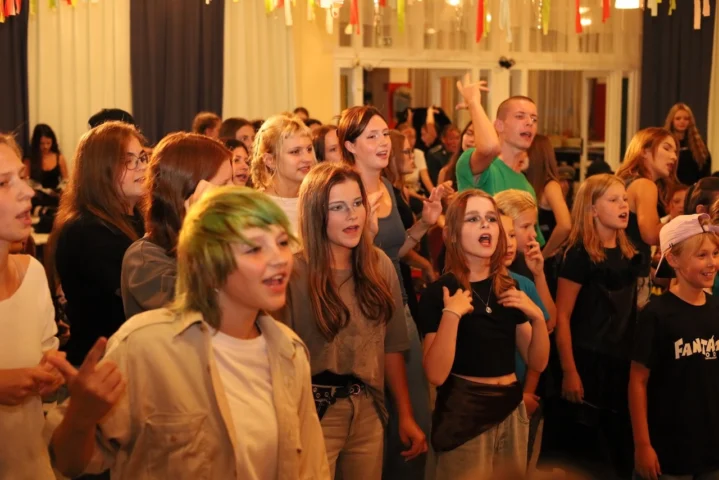 deti v letnom tábore Fantázia – 5. fantastický turnus 2026, 7. deň, Hudobný festival – fotka 49 z 140