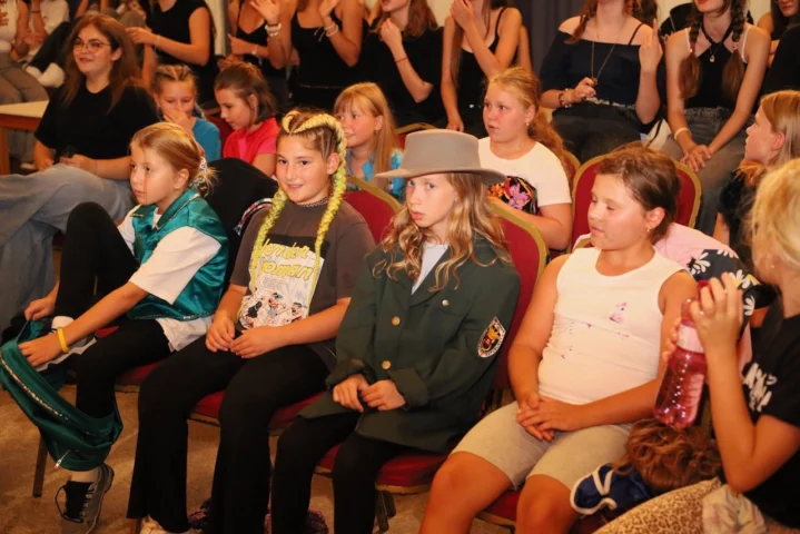 deti v letnom tábore Fantázia – 5. fantastický turnus 2026, 7. deň, Hudobný festival – fotka 39 z 140