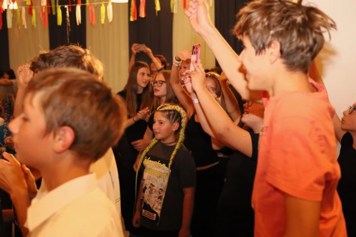 deti v letnom tábore Fantázia – 5. fantastický turnus 2026, 7. deň, Hudobný festival – fotka 82 z 140