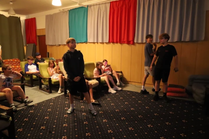 deti v letnom tábore Fantázia – 5. fantastický turnus 2026, 7. deň, Fantastické kluby dopoludnia – fotka 103 z 130