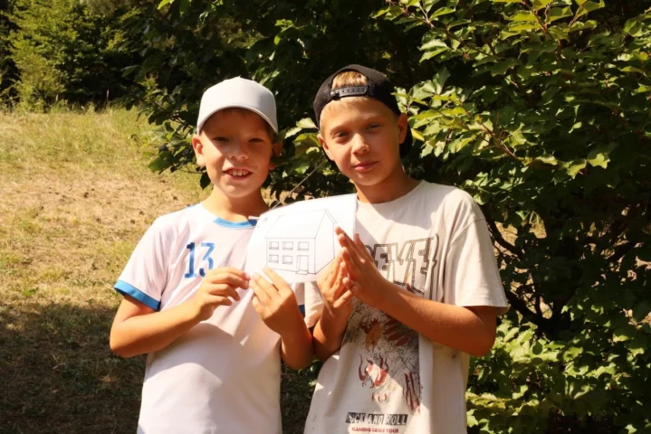 deti v letnom tábore Fantázia – 5. fantastický turnus 2026, 5. deň, Tajomstvo lesa – fotka 28 z 85