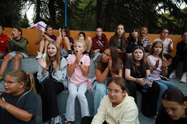 deti v letnom tábore Fantázia – 5. fantastický turnus 2026, 3. deň, Let's dance – fotka 24 z 127