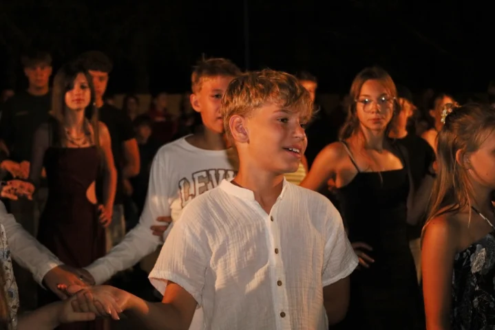 deti v letnom tábore Fantázia – 5. fantastický turnus 2026, 3. deň, Let's dance – fotka 94 z 127