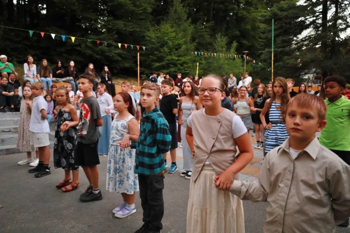 deti v letnom tábore Fantázia – 5. fantastický turnus 2026, 3. deň, Let's dance – fotka 42 z 127