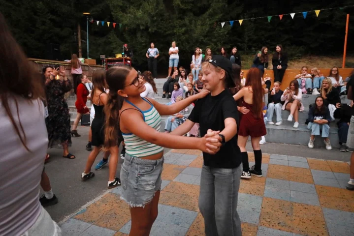 deti v letnom tábore Fantázia – 5. fantastický turnus 2026, 3. deň, Let's dance – fotka 54 z 127