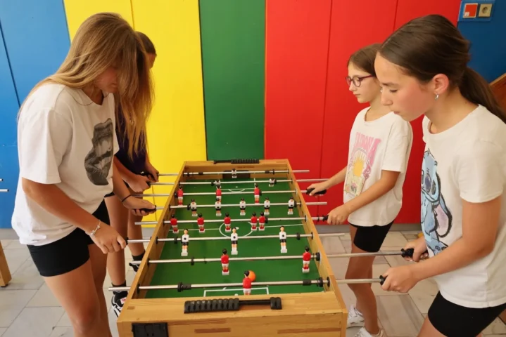 deti v letnom tábore Fantázia – 5. fantastický turnus 2026, 3. deň, Športové hry a turnaje – fotka 17 z 86
