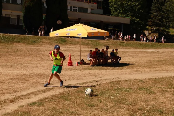 deti v letnom tábore Fantázia – 5. fantastický turnus 2026, 3. deň, Športové hry a turnaje – fotka 53 z 86