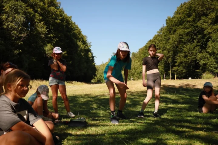 deti v letnom tábore Fantázia – 5. fantastický turnus 2026, 3. deň, Športové hry a turnaje – fotka 58 z 86