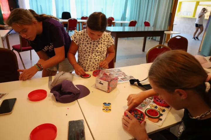 deti v letnom tábore Fantázia – 5. fantastický turnus 2026, 3. deň, Fantastické kluby popoludní – fotka 50 z 82