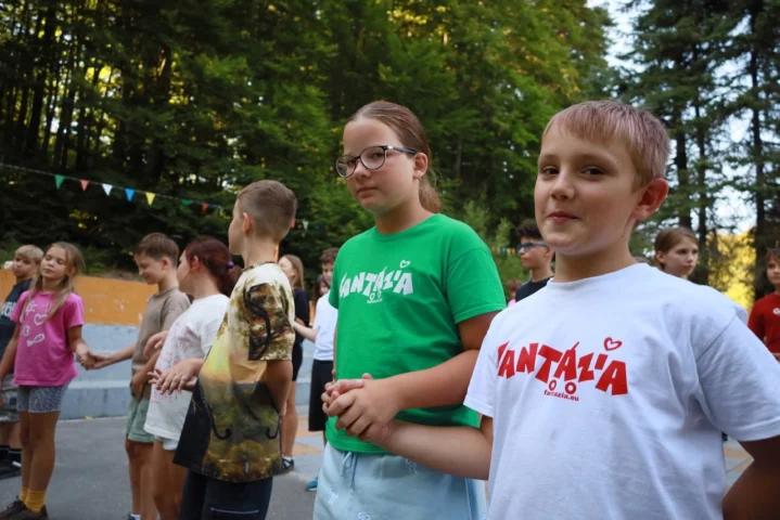 deti v letnom tábore Fantázia – 5. fantastický turnus 2026, 3. deň, Fantastické kluby popoludní – fotka 61 z 82