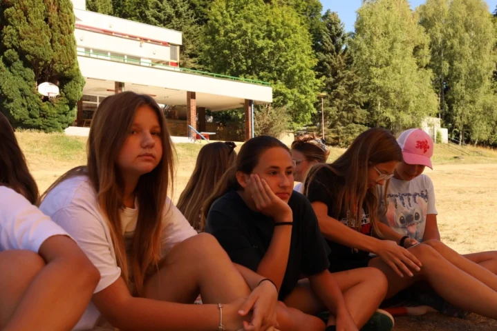 deti v letnom tábore Fantázia – 5. fantastický turnus 2026, 3. deň, Fantastické kluby dopoludnia – fotka 31 z 138