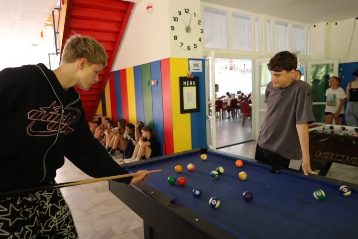deti v letnom tábore Fantázia – 5. fantastický turnus 2026, 3. deň, Fantastické kluby dopoludnia – fotka 79 z 138