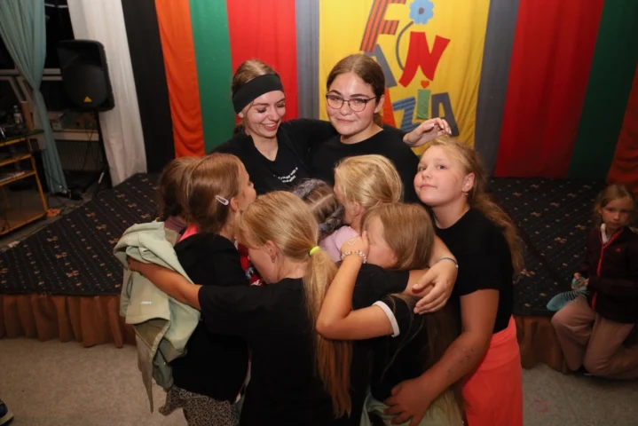 deti v letnom tábore Fantázia – 5. fantastický turnus 2026, 9. deň, Rozlúčka – fotka 137 z 142
