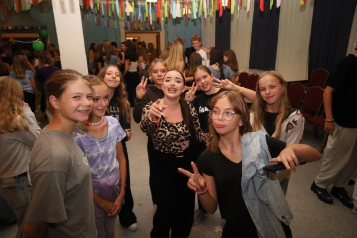 deti v letnom tábore Fantázia – 5. fantastický turnus 2026, 9. deň, Rozlúčka – fotka 138 z 142