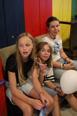 deti v letnom tábore Fantázia – 5. fantastický turnus 2026, 9. deň, Jarmok – fotka 129 z 129